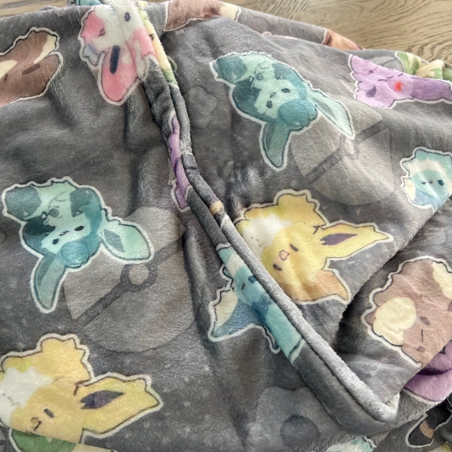 Cute Fleece Blanket - Eeveelution - 40in x 60in